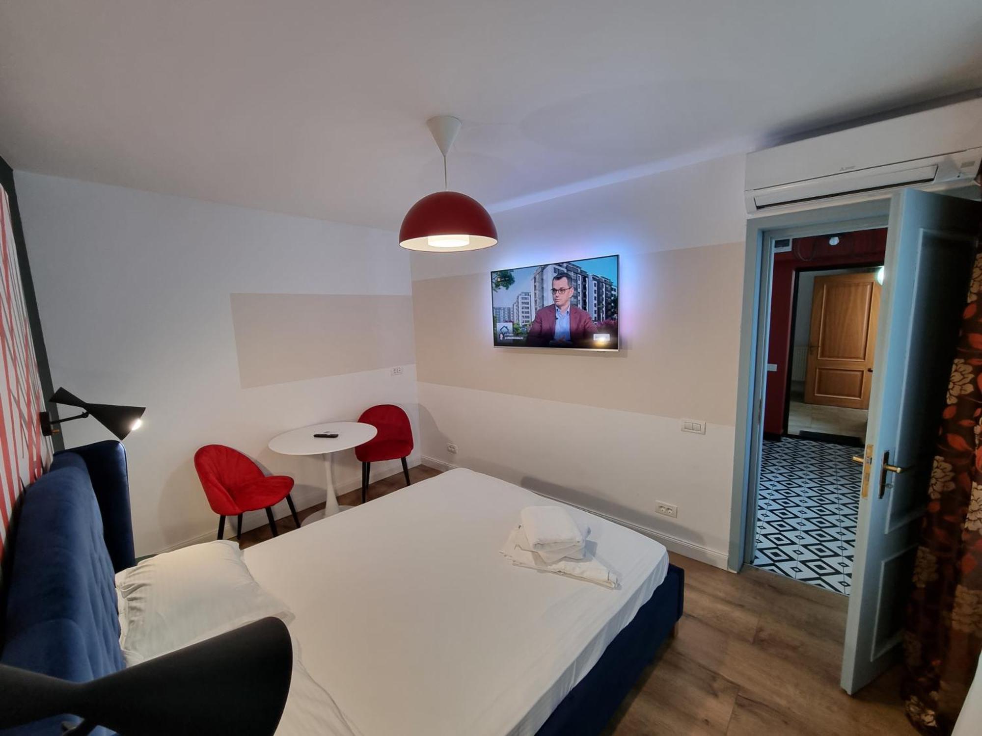 Unirii Square Old Town Apartments Бухарест Номер фото